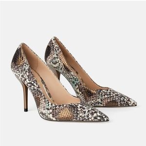 Zara Python Snake Skin Leather Heel/Pump w/blue and copper accent Size 38 NWT
